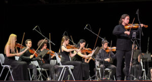 Gli archi dell'Orchestra e Giuseppe Gibboni in concerto alle OGR Torino