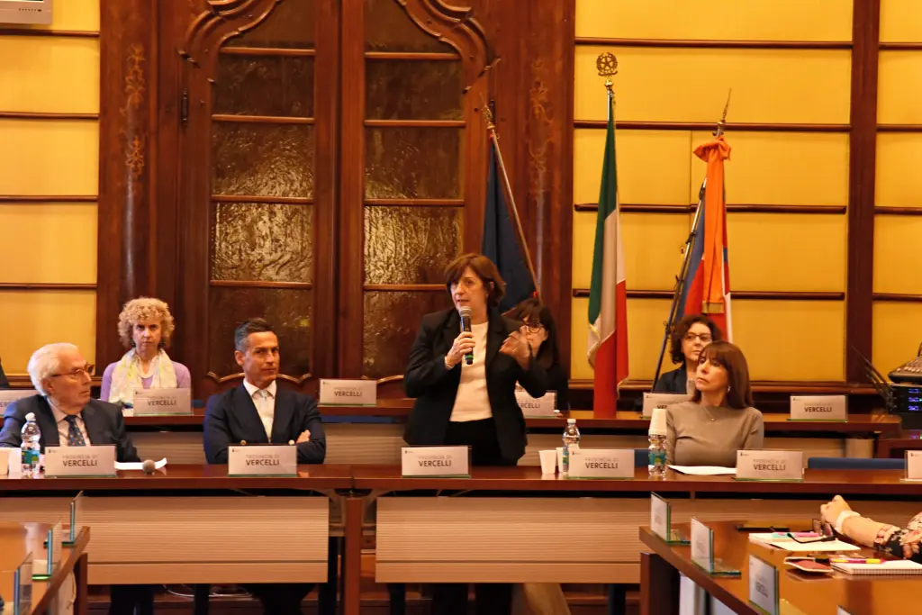 Fondazione CRT incontra la provincia di Vercelli. Fotografia di "La Sesia"
